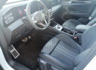 Volkswagen Tiguan 1.5 eHybrid R-Line PANO AHK NAVI ACC BlackStyle