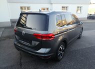 VW TOURAN 2,0TDI 150 PS DSG Highline AHK NAVI ACC 7Sitze