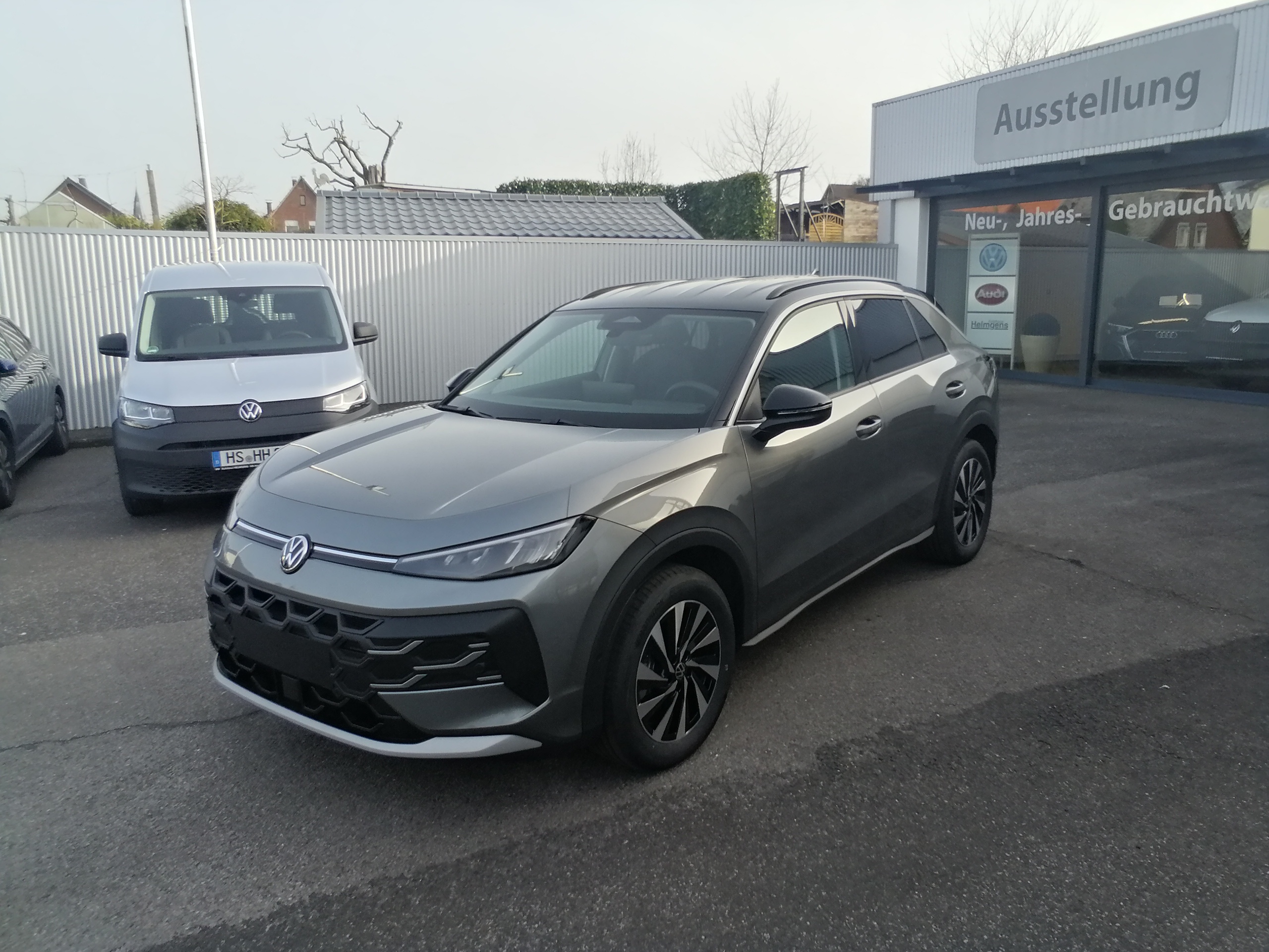 Volkswagen T-Roc 1.5 eTSI 150 PS LIFE LED AHK KAM ACC