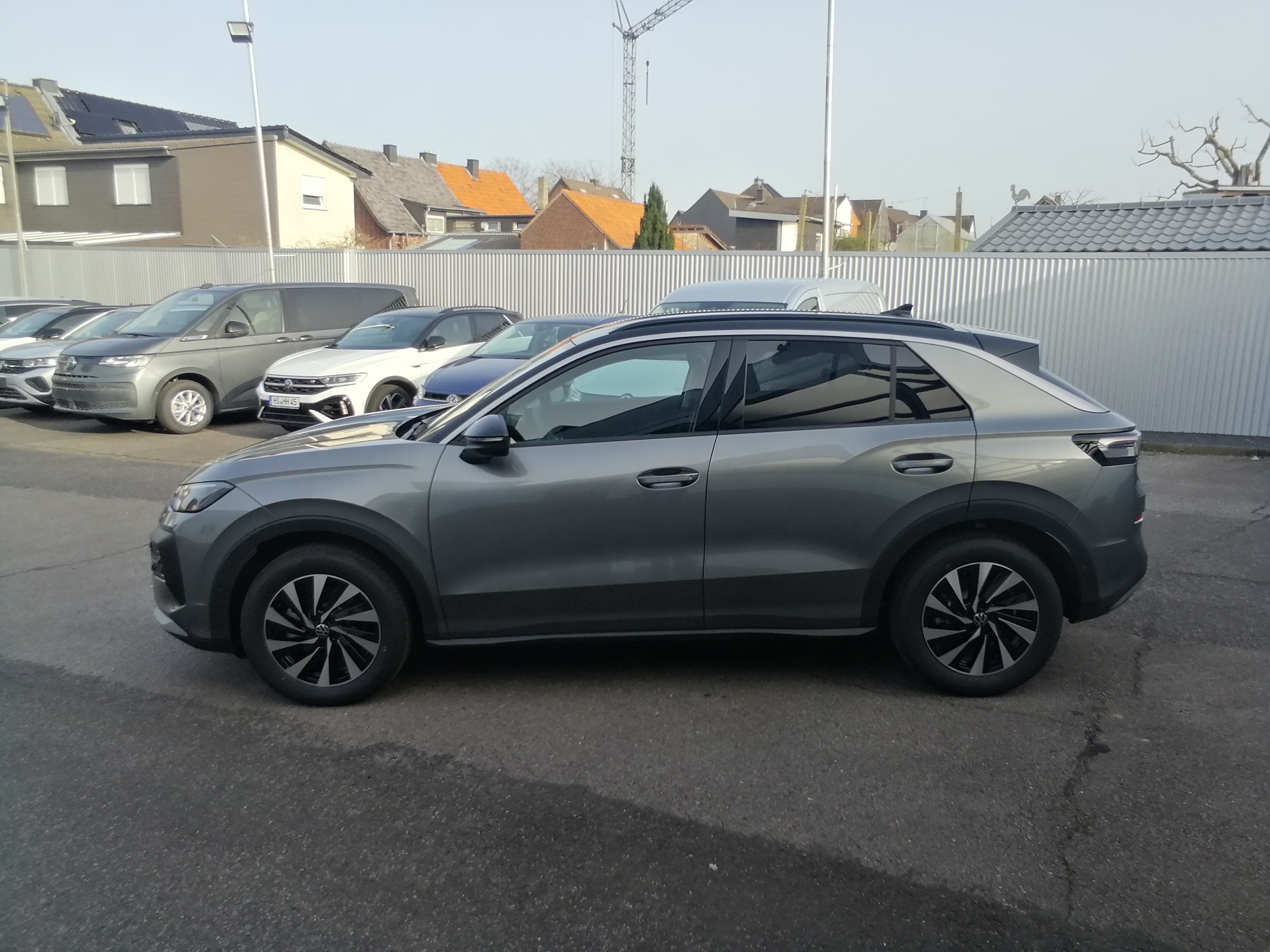 Volkswagen T-Roc 1.5 eTSI 150 PS LIFE LED AHK KAM ACC