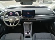 Volkswagen T-Roc 1.5 eTSI 150 PS LIFE LED AHK KAM ACC