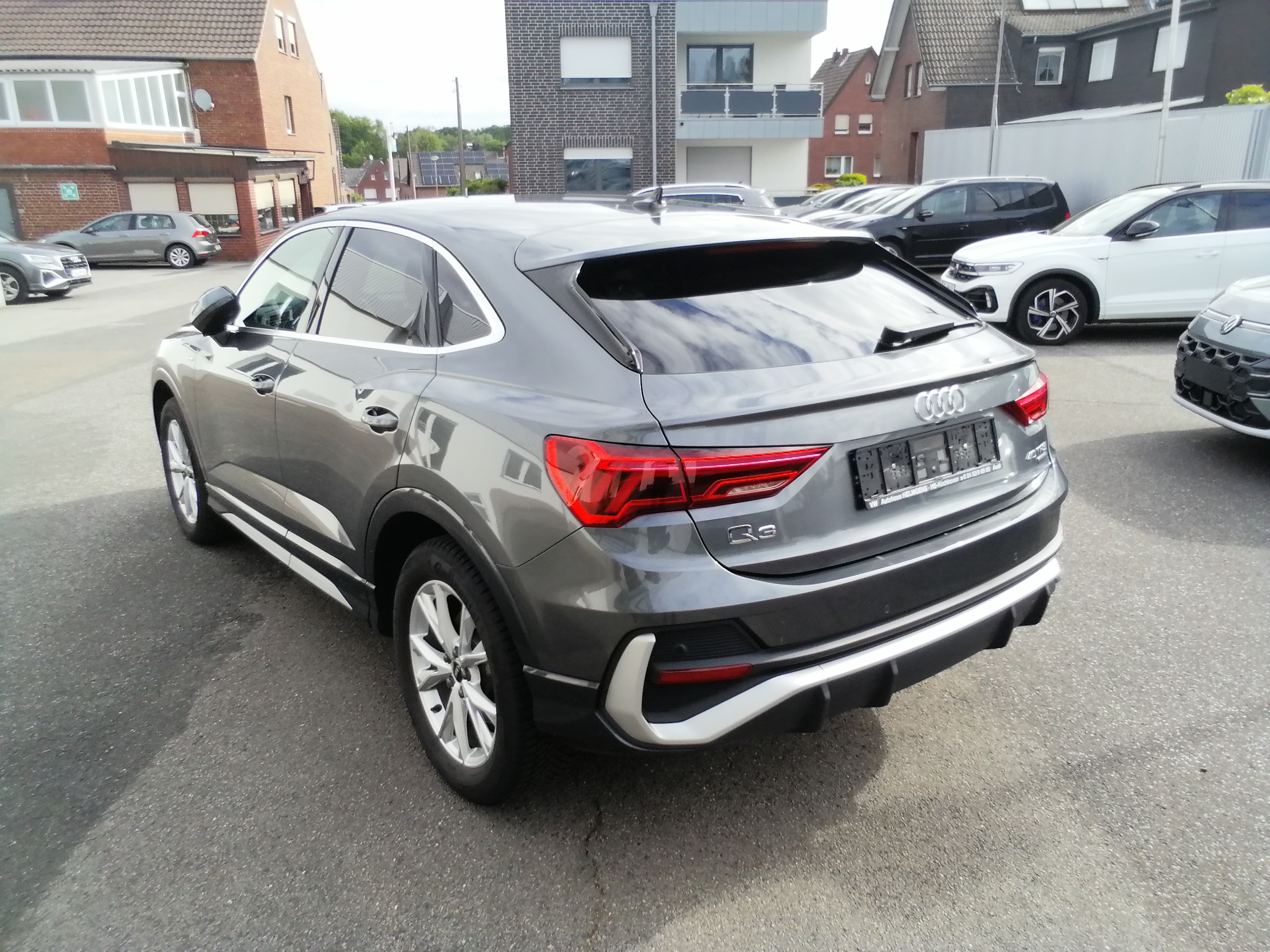 Audi Q3 Sportback 40 TFSI Quattro S line 190 PS LED AHK