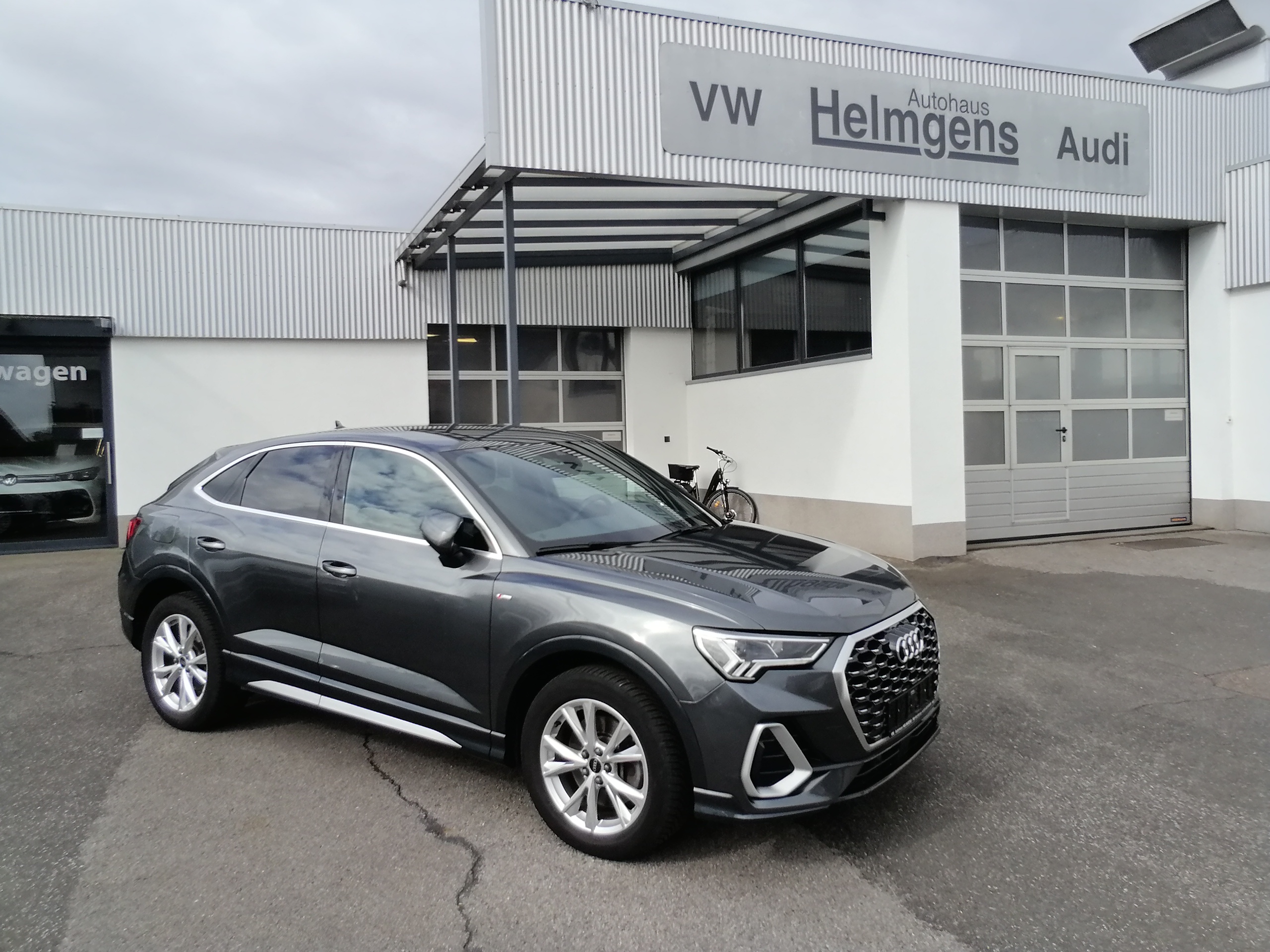 Audi Q3 Sportback 40 TFSI Quattro S line 190 PS LED AHK