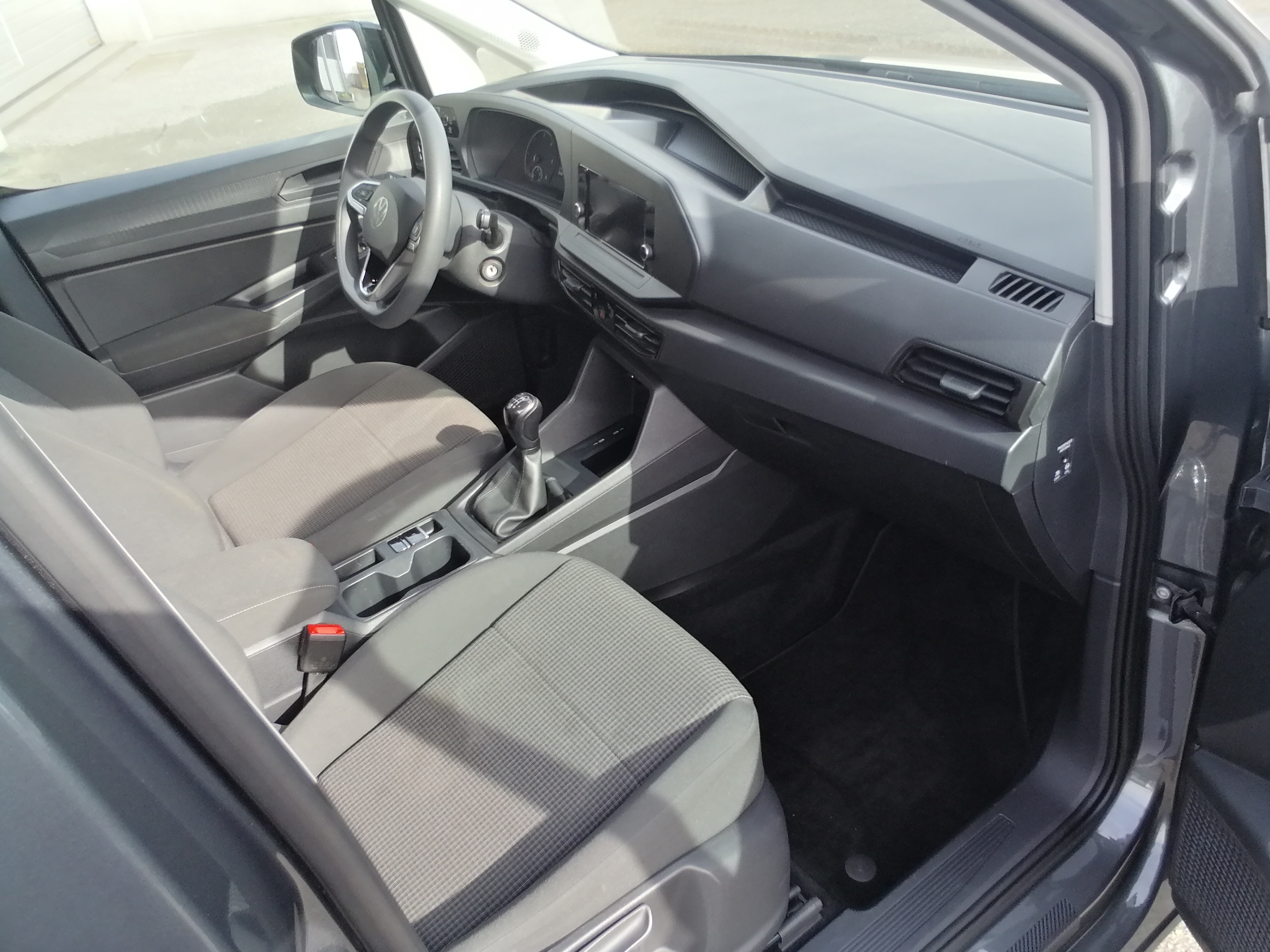 VW Caddy Kombi 2,0 TDI Basis SHZ PDC GRA