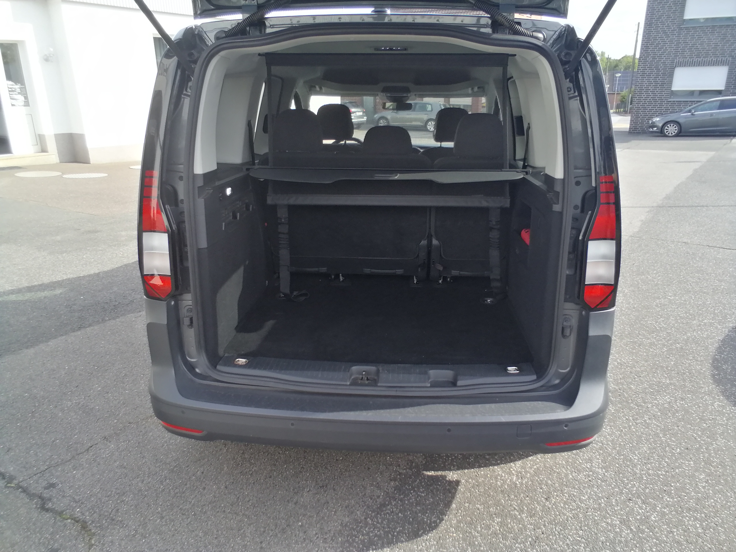 VW Caddy Kombi 2,0 TDI Basis SHZ PDC GRA