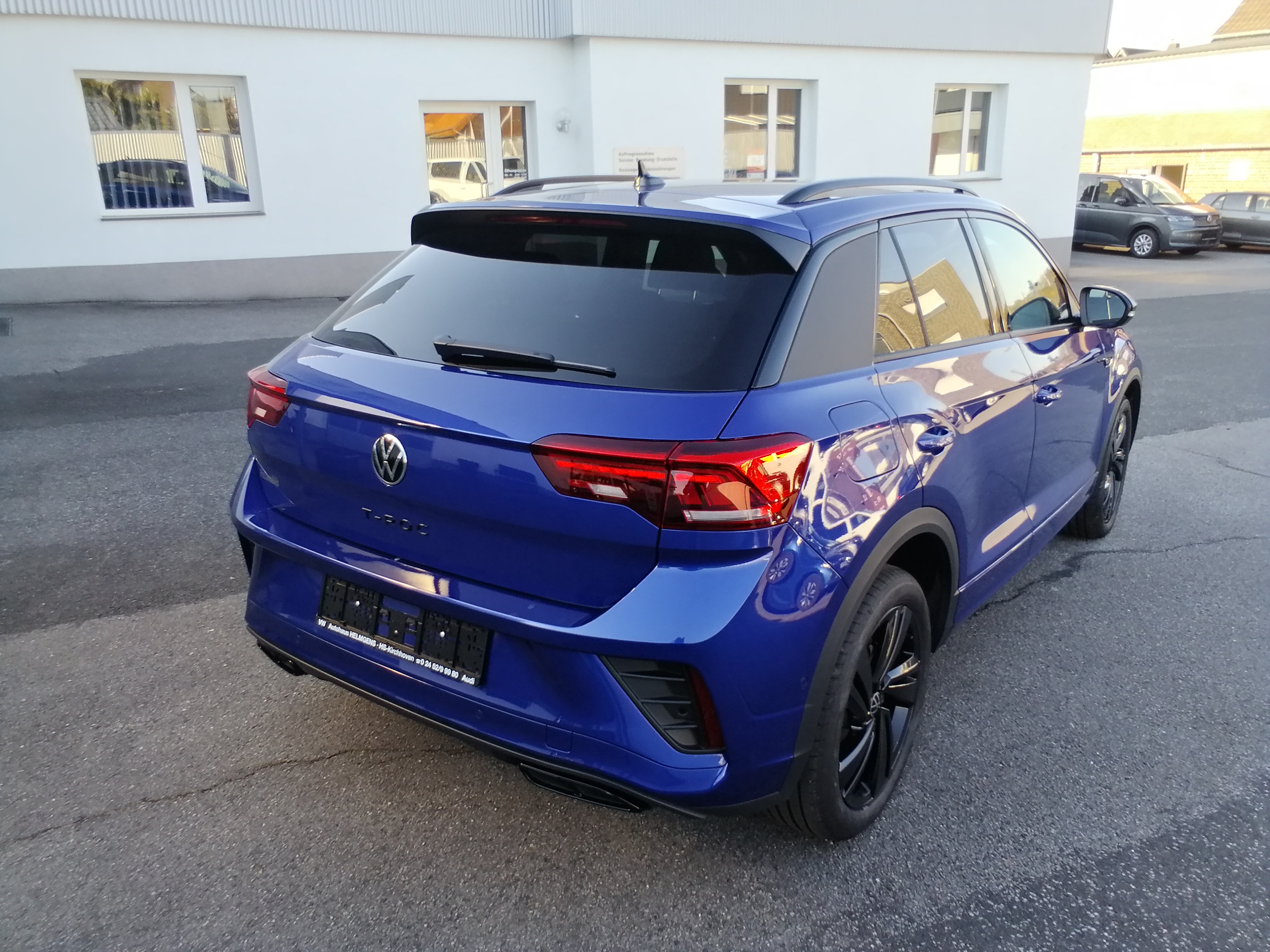 VW T-Roc R-Line 150 PS DSG Black Style AHK EPaket KAM