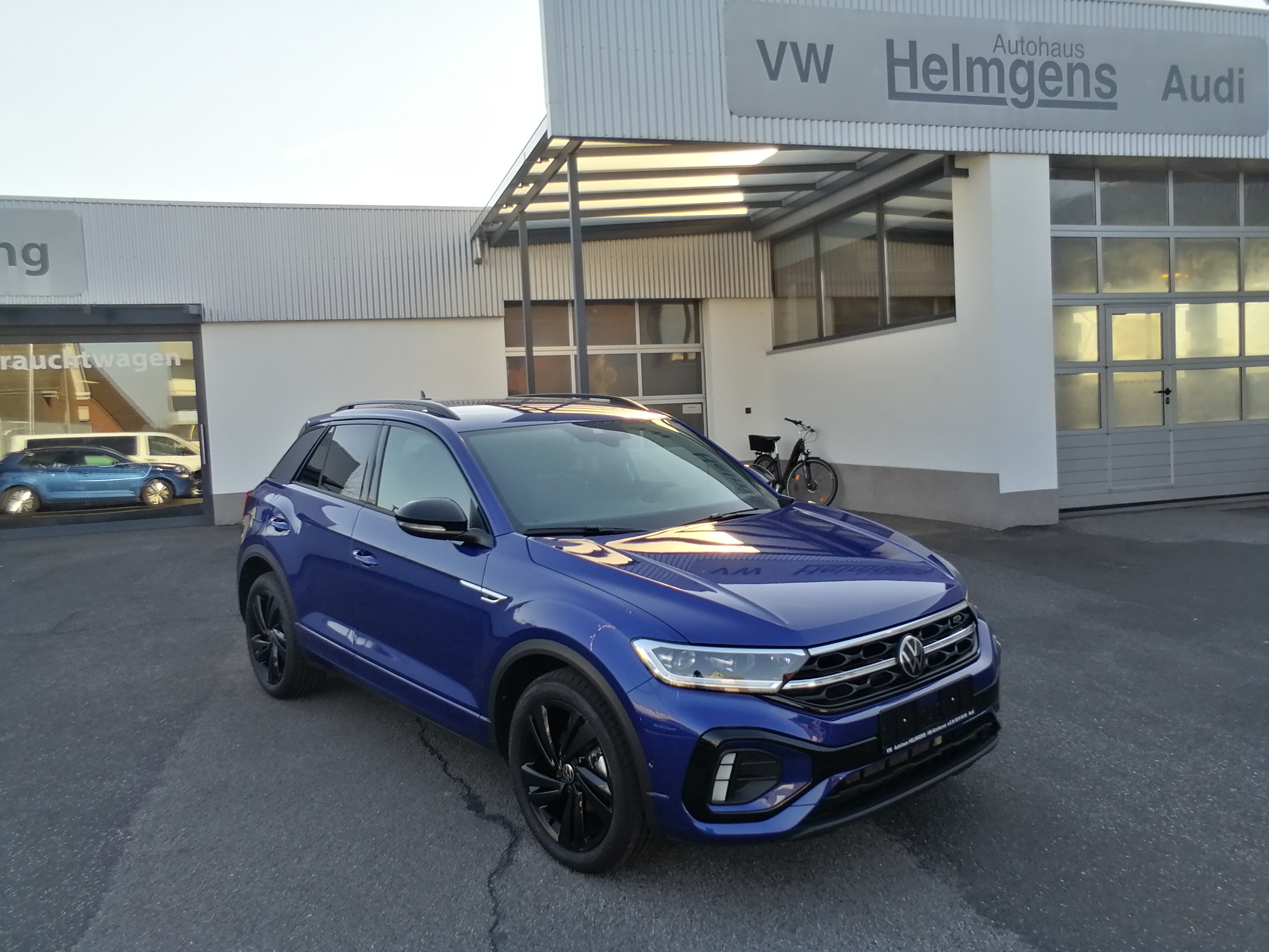 VW T-Roc R-Line 150 PS DSG Black Style AHK EPaket KAM
