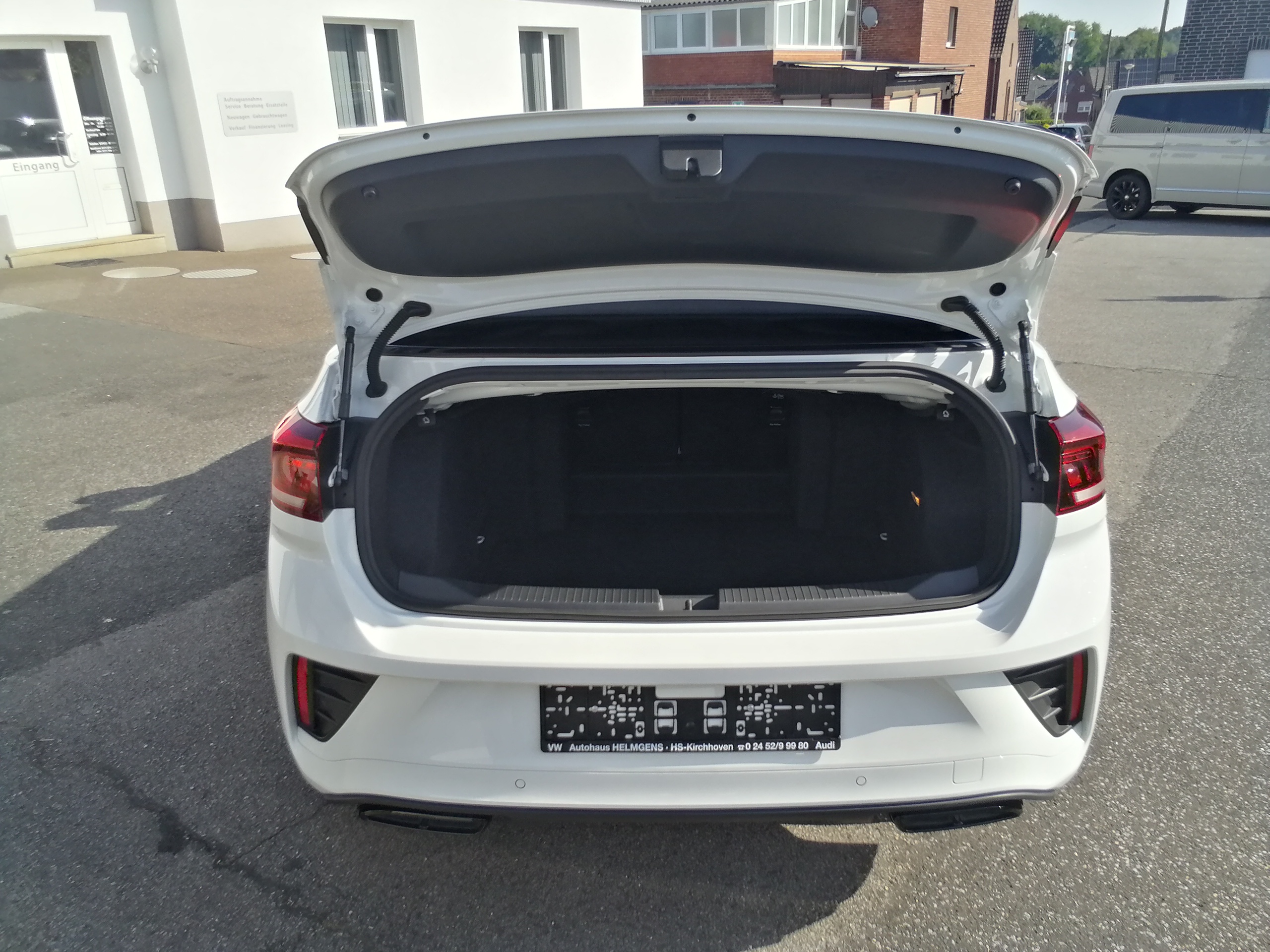 VW T-ROC Cabrio 1,5 TSI DSG R-Line Black Style KAM ACC
