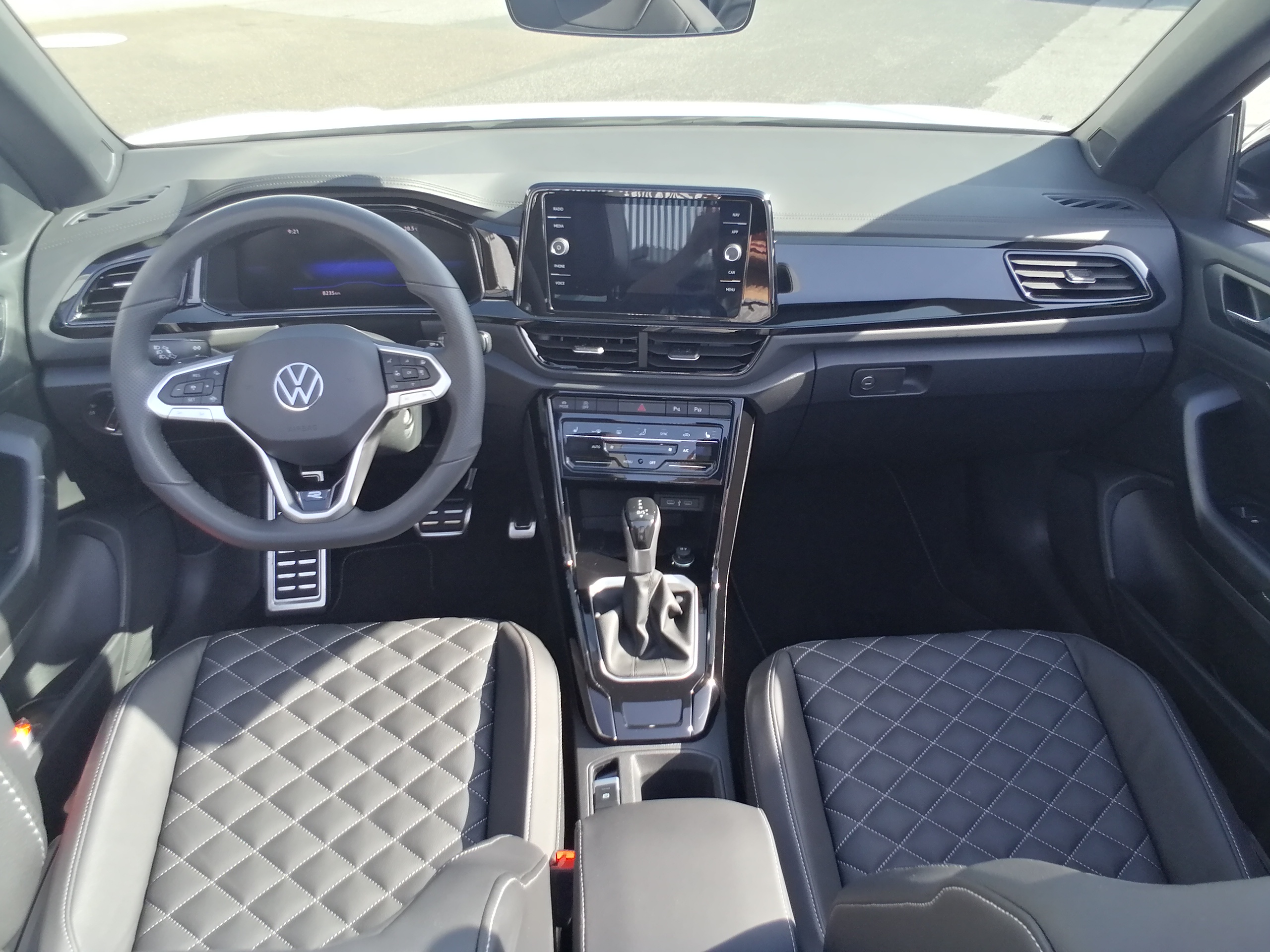 VW T-ROC Cabrio 1,5 TSI DSG R-Line Black Style KAM ACC