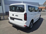VW T7 Transporter Kombi TDI 150PS Lang 9 Sitze LED AHK NAVI GRA CAM