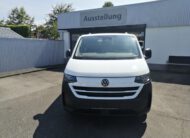 VW T7 Transporter Kombi TDI 150PS Lang 9 Sitze LED AHK NAVI GRA CAM