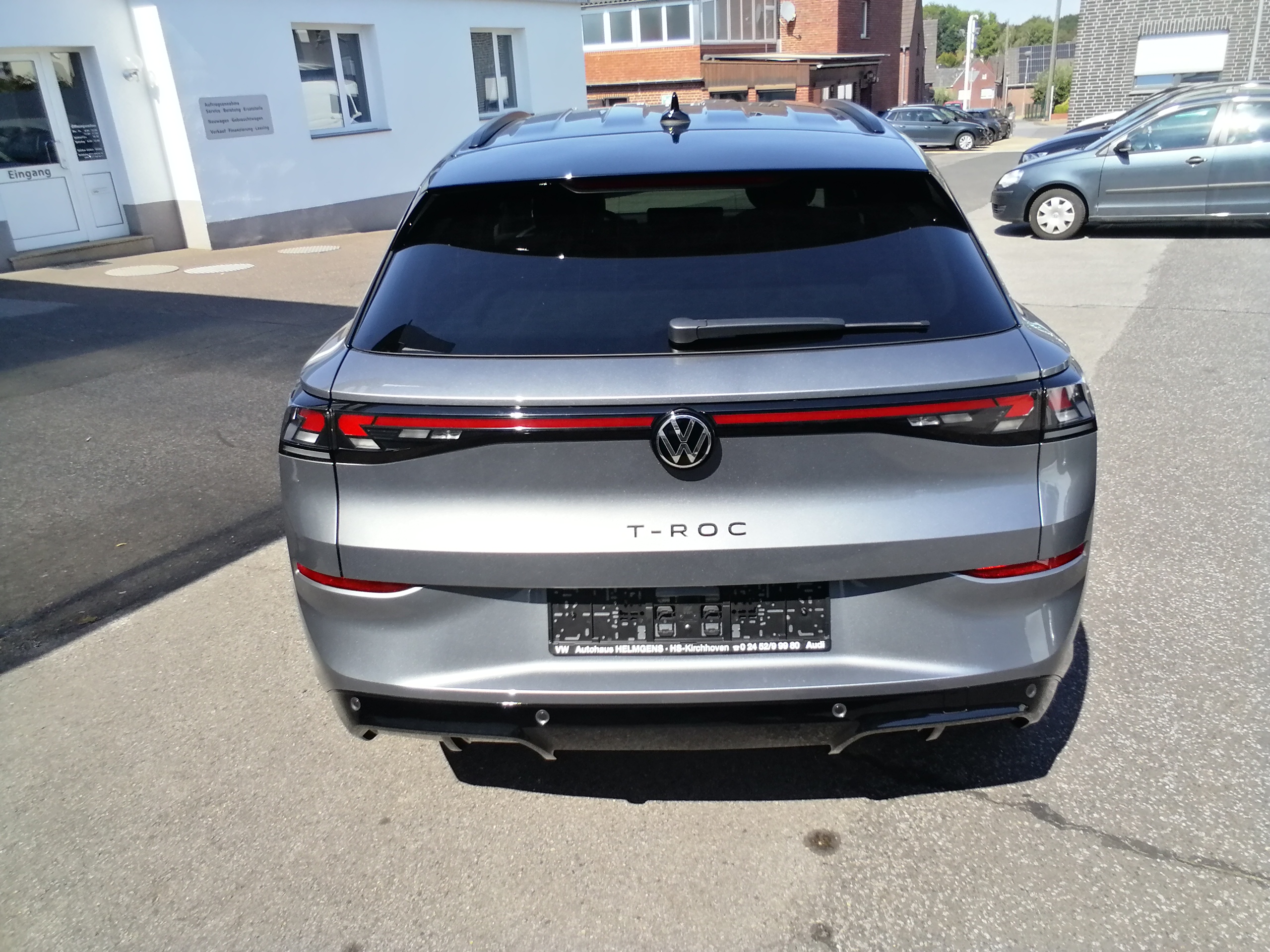 VW T-ROC 1.5 eTSI 150 PS R-Line IQ LIGHT AHK KAM ACC EKlappe