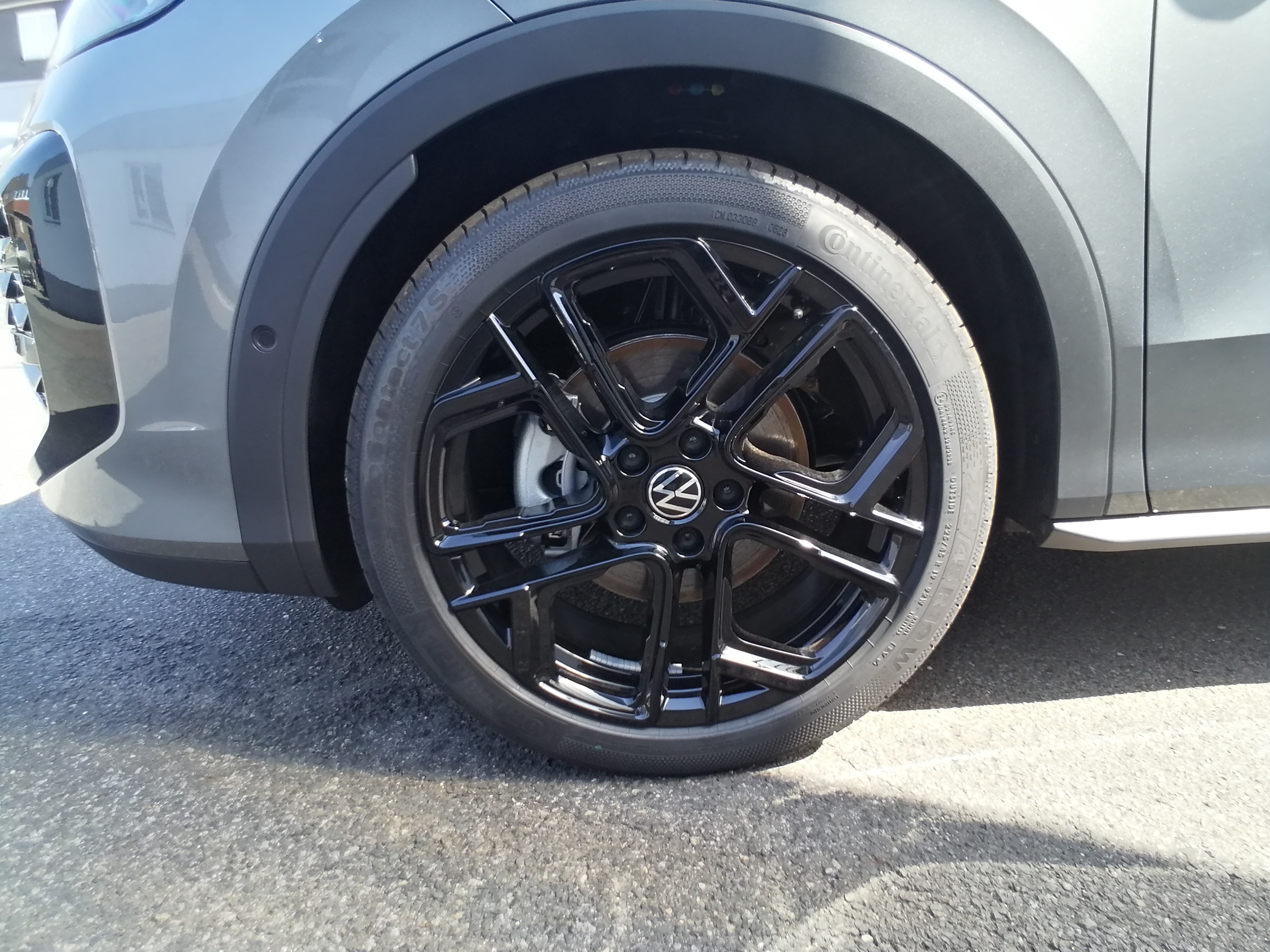 VW T-ROC 1.5 eTSI 150 PS R-Line IQ LIGHT AHK KAM ACC EKlappe