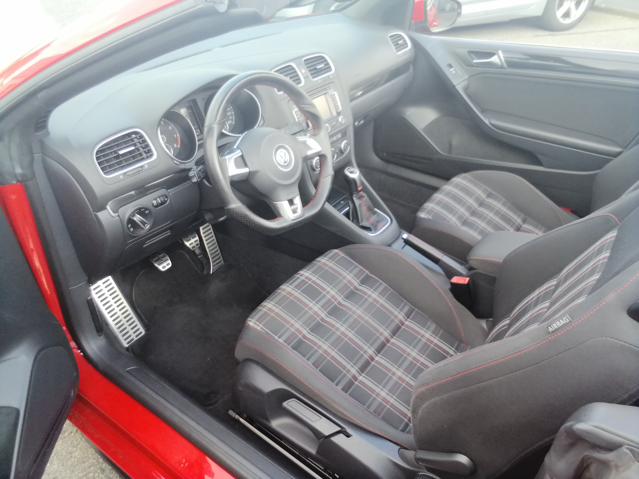 Volkswagen Golf GTI 245 PS GTI SHZ PDC Climatronic